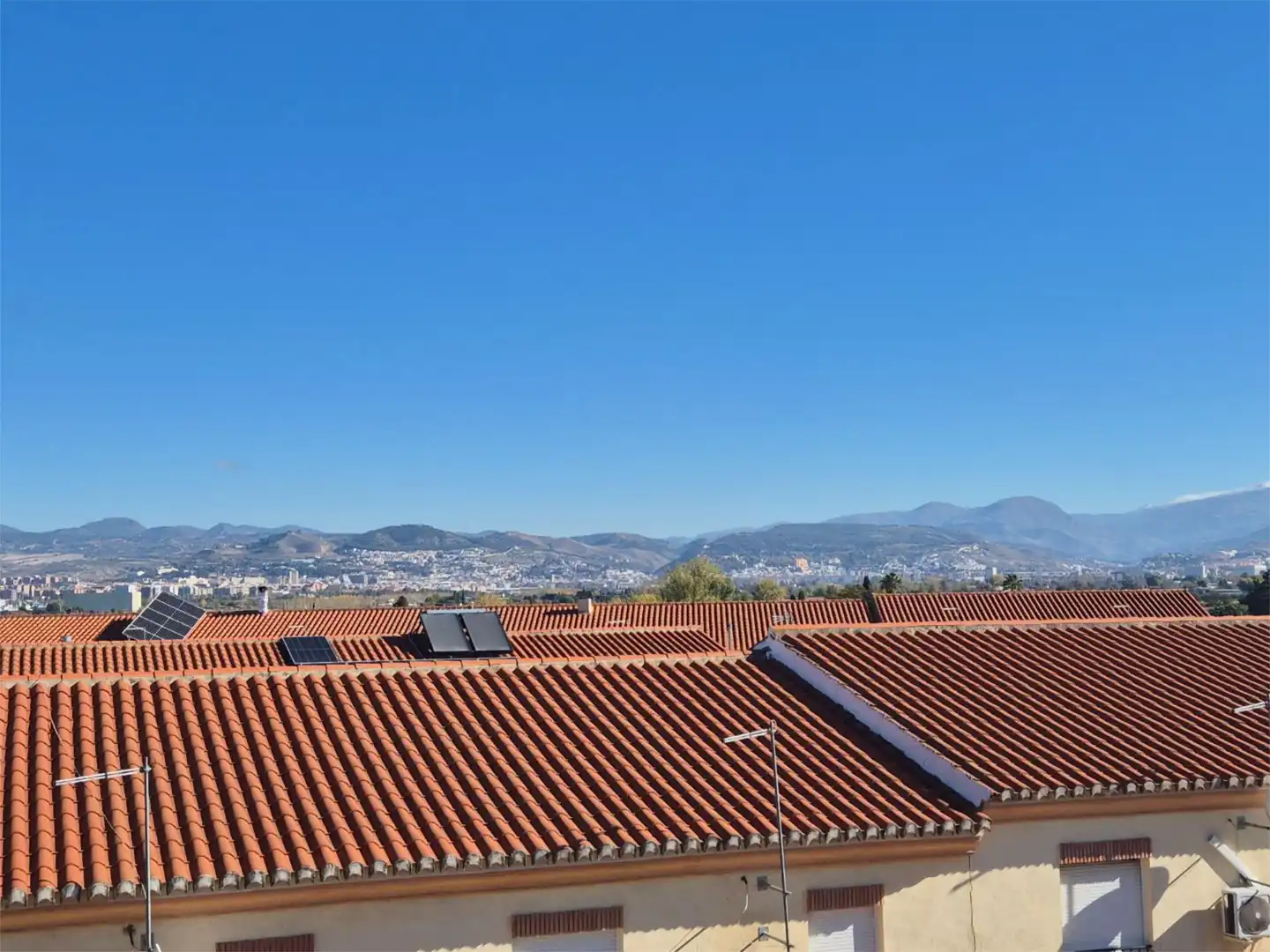 Flat for sale in Calle Ancha, 5, Ambroz Exterior view of Flat for sale in Vegas del Genil with Air Conditioner, Terrace and Balcony