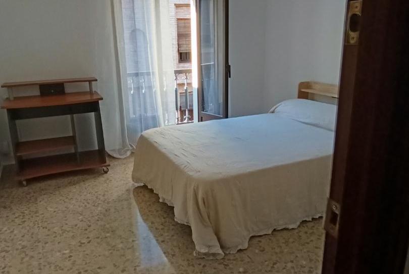 Photo 1 of Flat to share in Calle Teodoro Calvache, 20, San Ildefonso - Catedral, Jaén