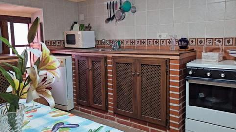 Foto 3 de Casa adosada en venda a Calle San Isidoro, 8, Benadalid, Málaga