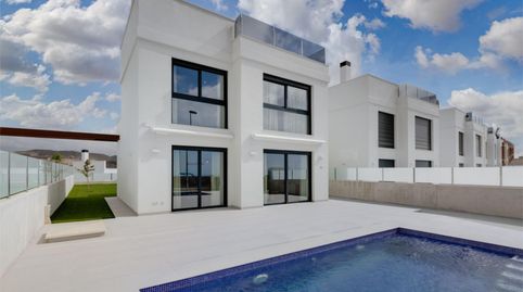 Foto 2 de Casa o xalet en venda a Carrer del Vespre, 10, Bonalba - Cotoveta, Mutxamel
