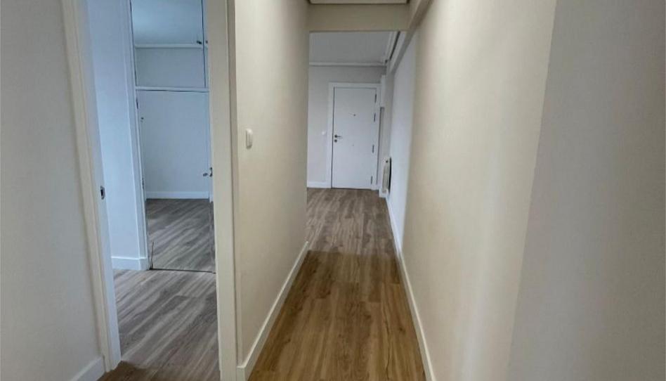 Flat for sale in Cruz Blanca Kalea, 11, Coronación, Araba - Álava - image 1 Photo 1 of Flat for sale in Cruz Blanca Kalea, 11, Coronación, Araba - Álava