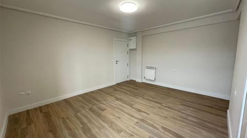 Flat for sale in Cruz Blanca Kalea, 11, Coronación, Araba - Álava - image 3 Photo 3 of Flat for sale in Cruz Blanca Kalea, 11, Coronación, Araba - Álava