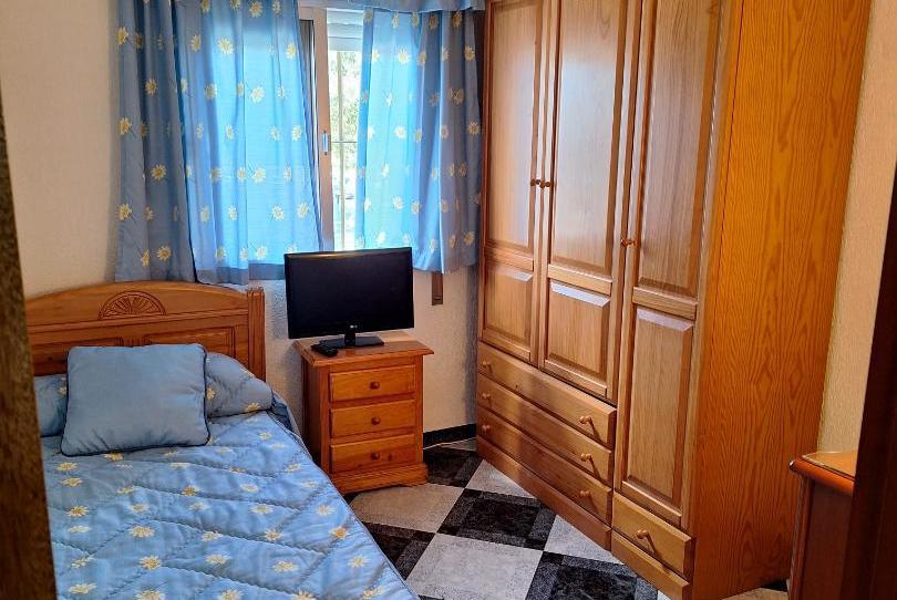 Piso para compartir en Plaza de Bornos, 7, Chapín - Campus Universitario - Navinco, Cádiz - imagen 1 Foto 1 de Piso para compartir en Plaza de Bornos, 7, Chapín - Campus Universitario - Navinco, Cádiz