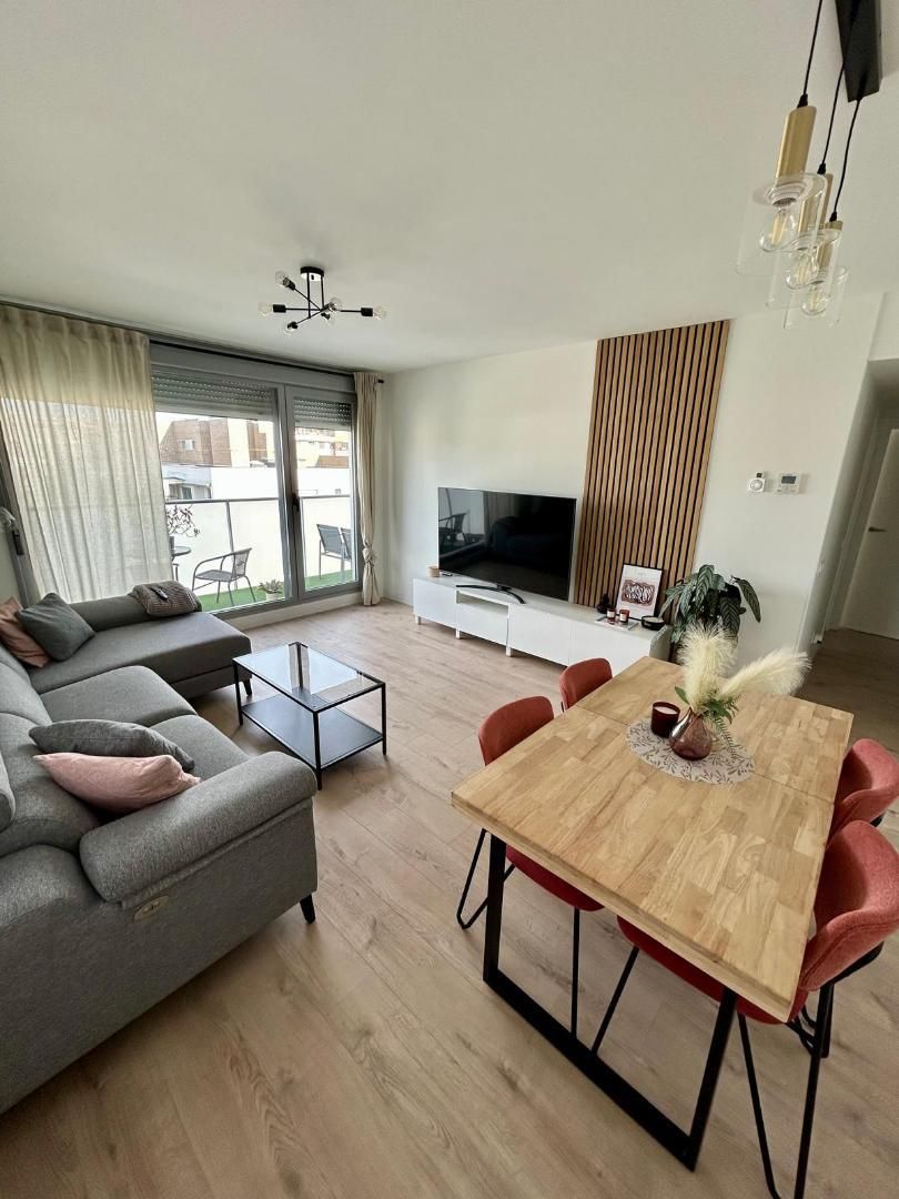 Flat to share in Calle de Francisco Grande Covián, 30, El Cañaveral