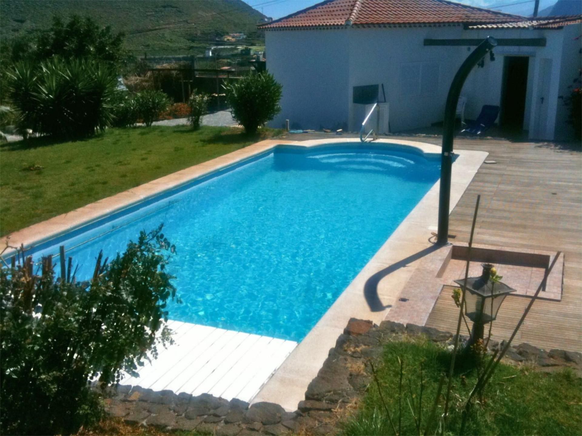 Piscina de Casa o xalet en venda en Buenavista del Norte amb Calefacció, Jardí privat i Terrassa