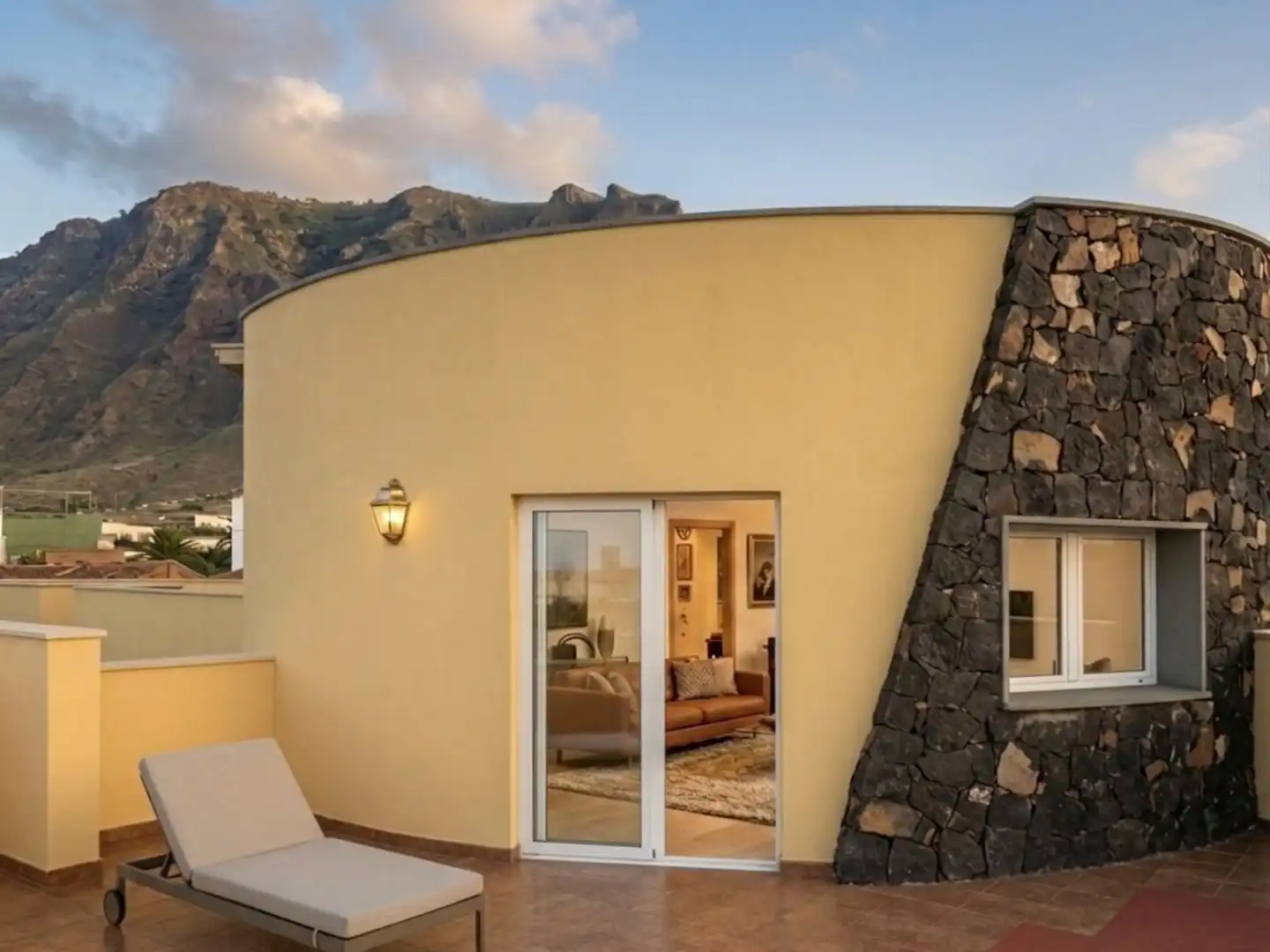 Exterior view of Houses for sale in Buenavista del Norte  with Terrace, Swimming Pool and Balcony