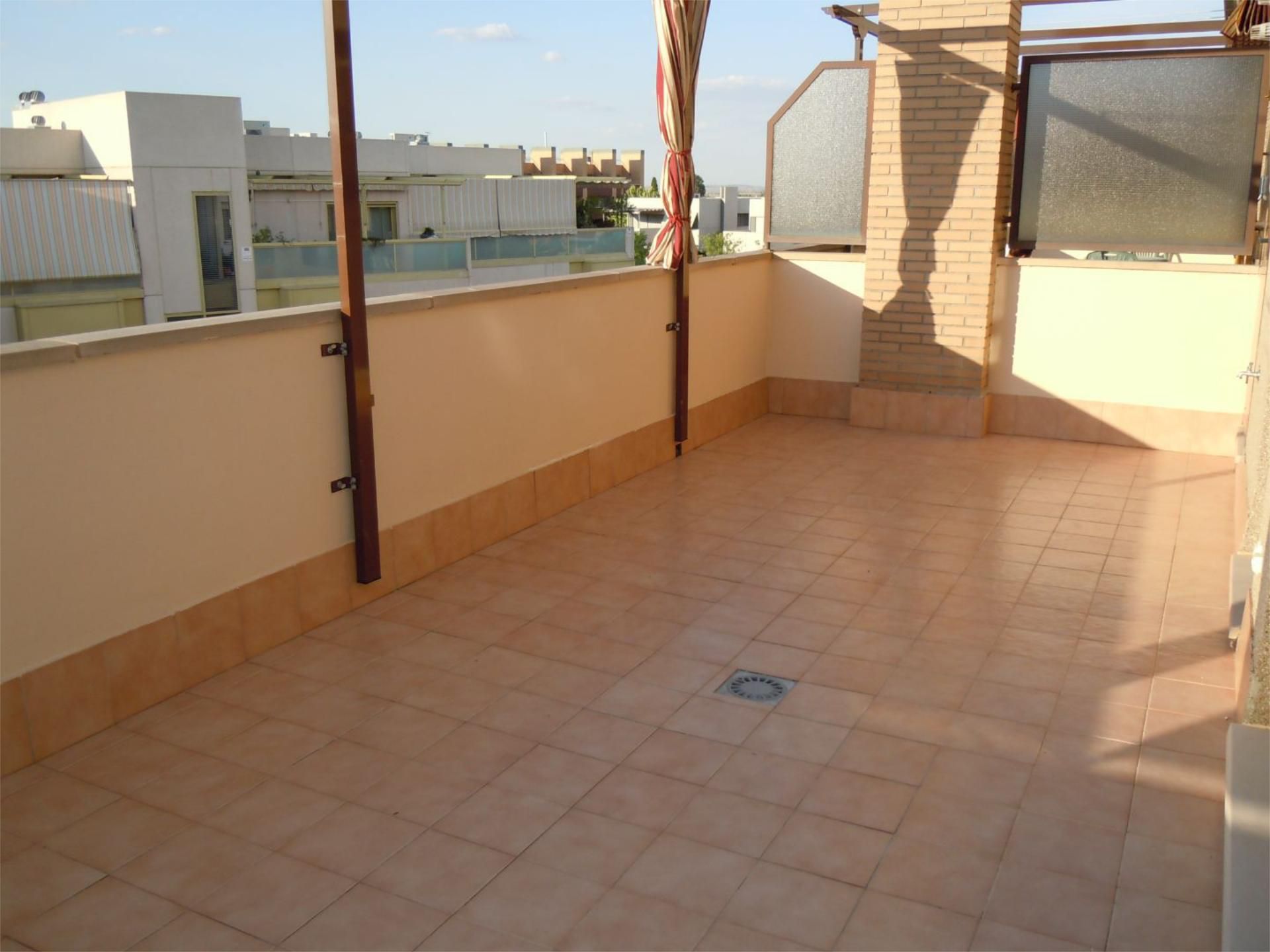 Attic to rent in Calle Manuel Millares, 2, Tenería I – La Tenería II Terrace of Attic to rent in Pinto with Air Conditioner, Heating and Private garden