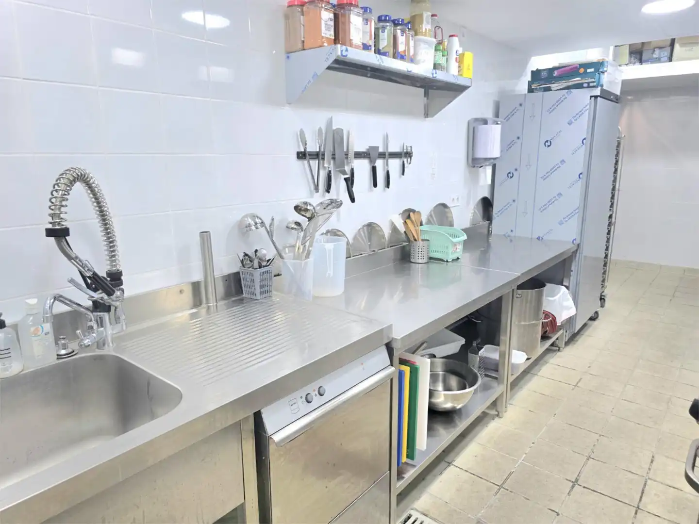 Local en traspaso en Calle Partera Leonorita, 6, San Fernando Cocina de Local en traspaso en San Bartolomé de Tirajana con Aire acondicionado