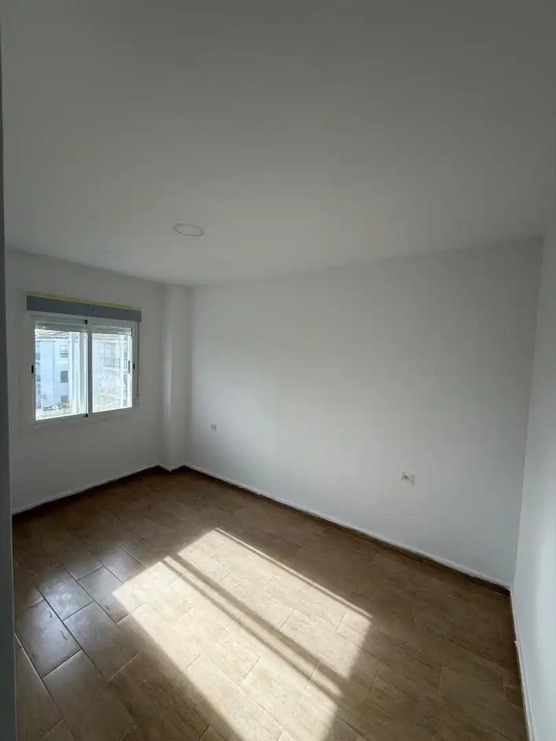 Habitación de Piso en venta en Trujillo con Terraza, Parking comunitario y Balcón