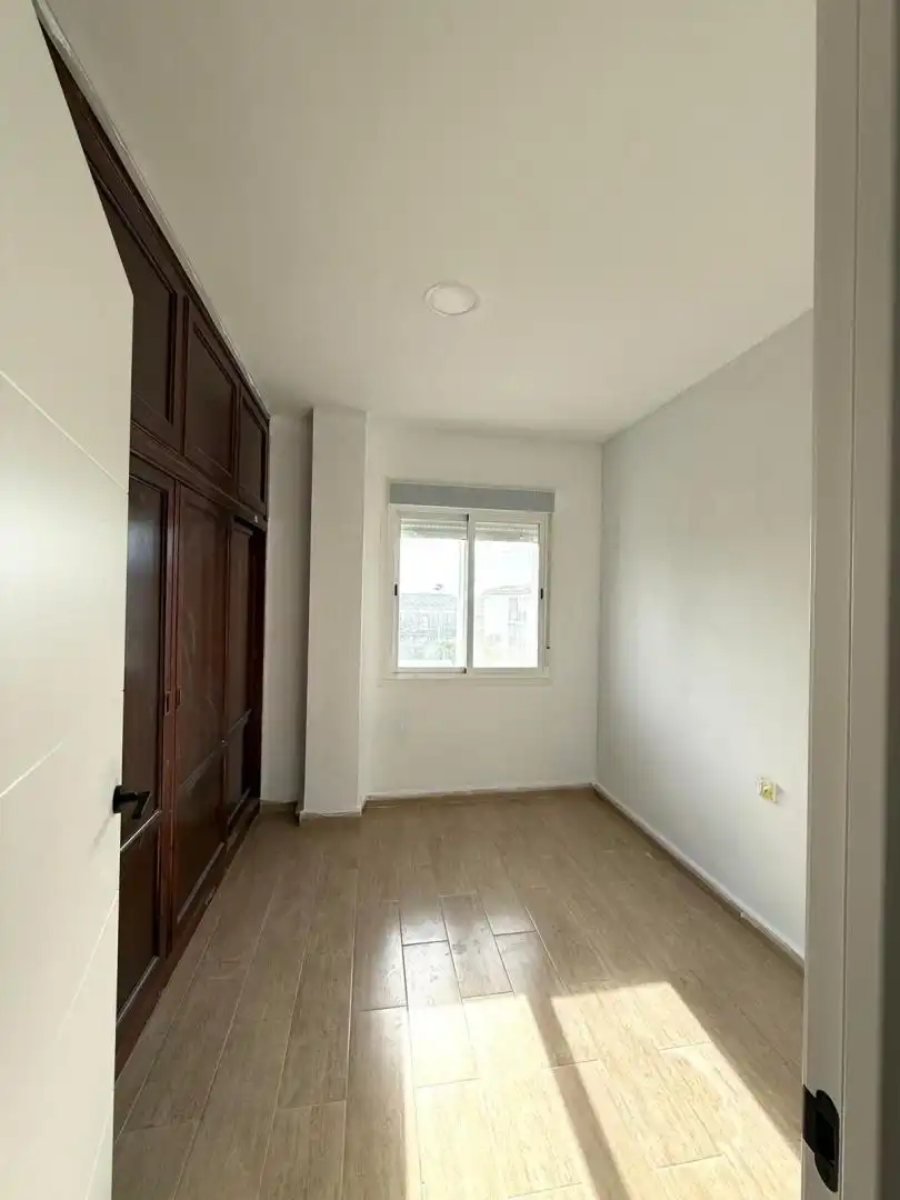 Habitación de Piso en venta en Trujillo con Terraza, Parking comunitario y Balcón