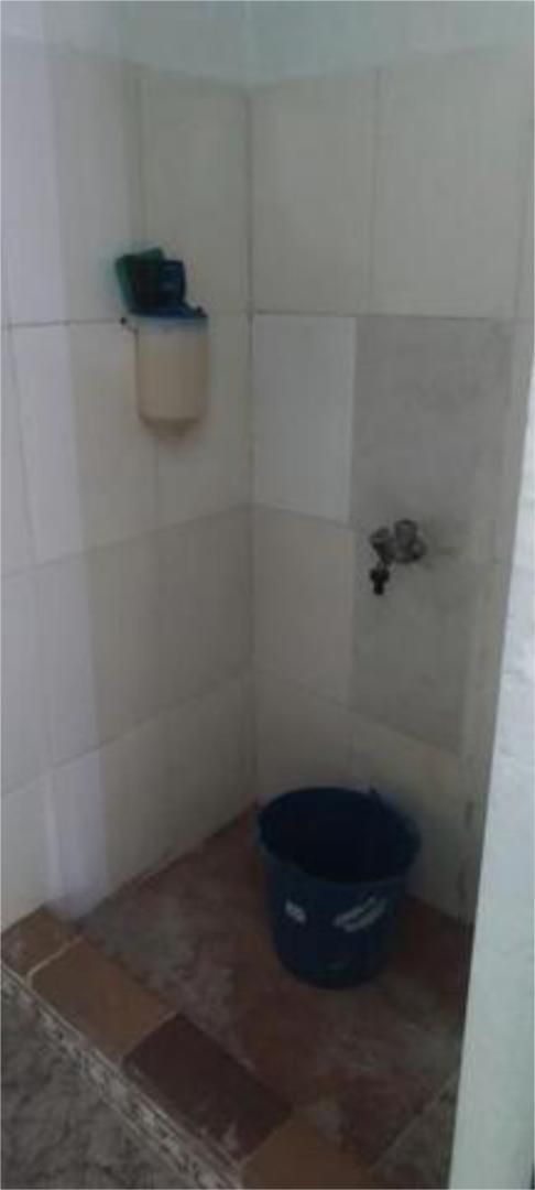 Bathroom of Box room to rent in  Sevilla Capital