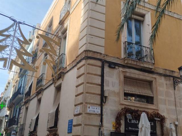 Piso en Alquiler en Plaza Santísima Faz, 1 en Casco Antiguo - Sta. Cruz - Ayuntamiento