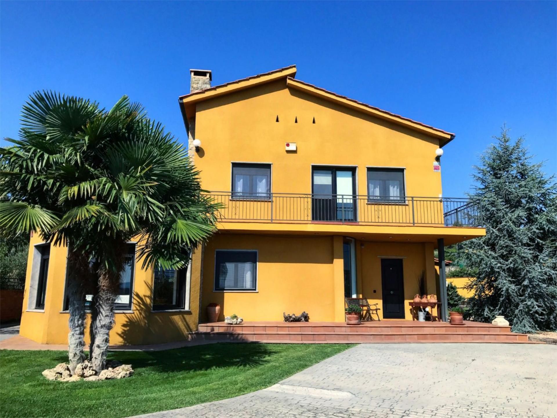 Finca rústica en venda a Carrer de Can Ballestà, 6, Lliçà d'Amunt Vista exterior de Finca rústica en venda en Lliçà d'Amunt amb Terrassa, Piscina i Balcó