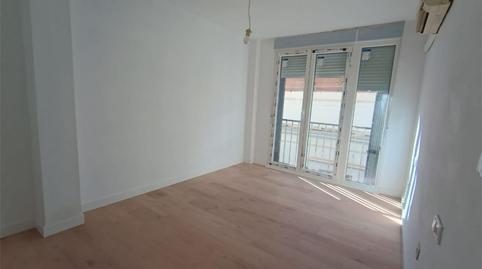 Photo 3 of Flat to rent in Calle Maravillas, 2, Feria, Sevilla