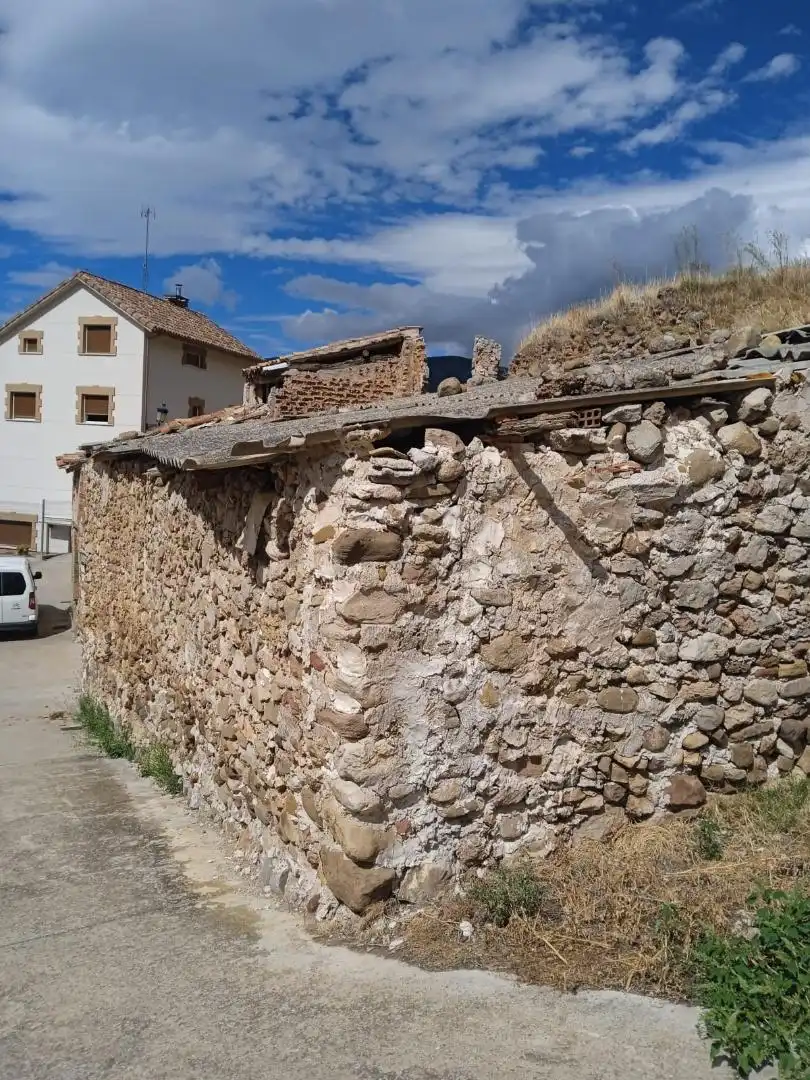 Terreno en venta en Travesía Lilay, 8, Viguera Vista exterior de Terreno en venta en Viguera