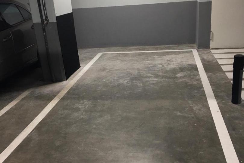 Photo 1 of Garage to rent in Calle Amaltea, 12, Delicias, Madrid