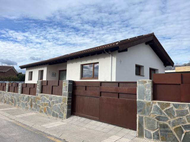 Casa-chalet en Venta en Calle Dalí, 18 en El Boalo