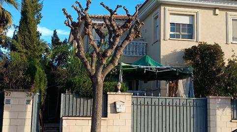 Foto 2 de Casa adosada en venta en Calle Escritor Francisco Tetilla Rubio, 22, Campo Alto - Club de Campo, Elda