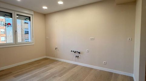 Foto 5 de Piso en venta en Doctor Ferran Kalea, 5, Kabiezes, Santurtzi