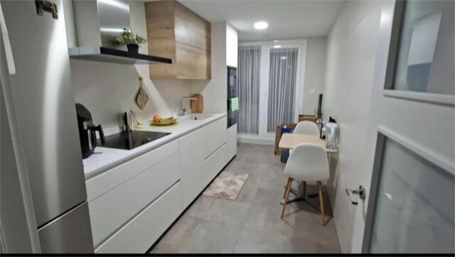 Flat to rent in El Cañaveral Kitchen of Flat to rent in Madrid Capital with Heating, Private garden and Terrace