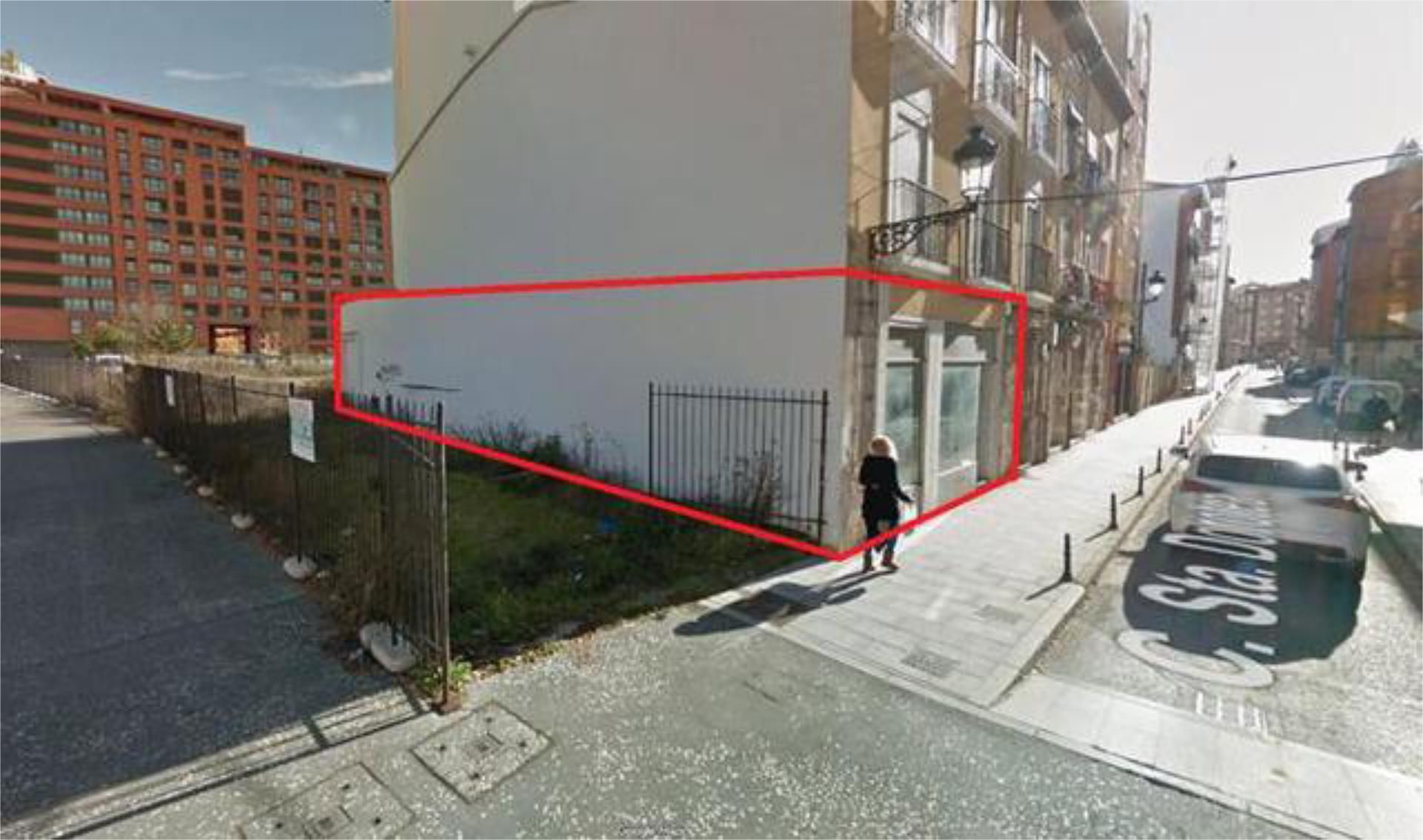 Pis en venda a San Agustín - Parque Europa Vista exterior de Pis en venda en Burgos Capital amb Jardí privat