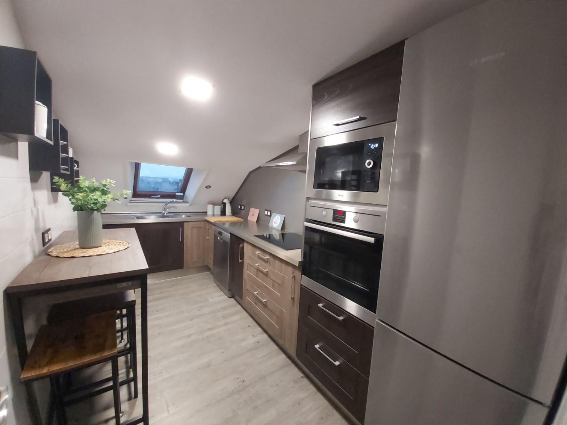 Kitchen of Flat to rent in Ferrol  with Heating, Parquet flooring and Furnished