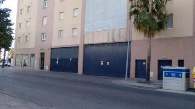 Garaje en Alquiler en Salesianos