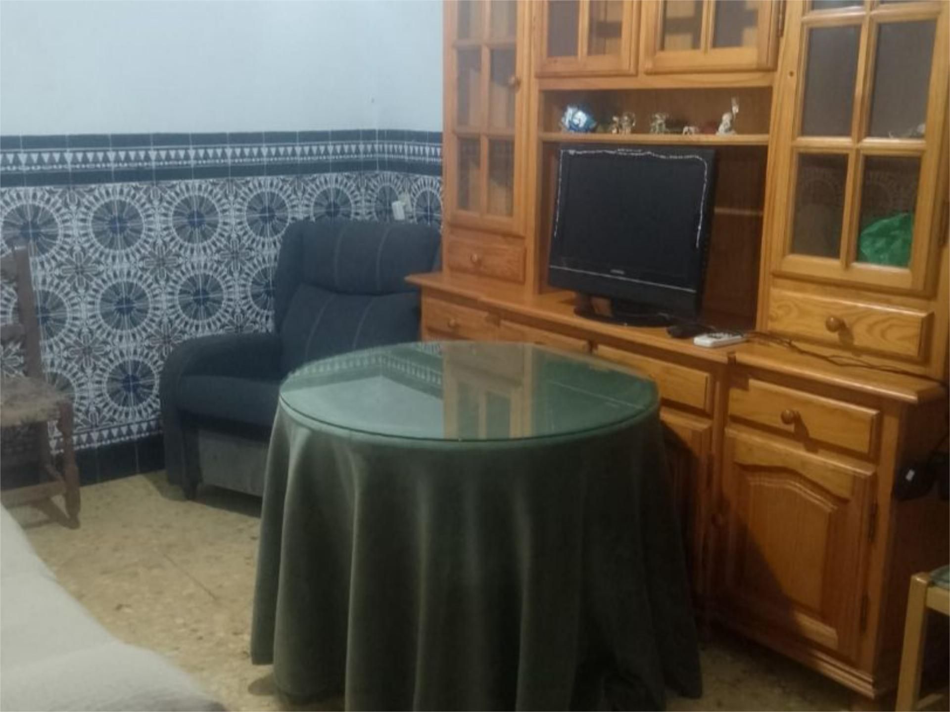 Single-family semi-detached to rent in Calle Fenicios, 56, Minas de Riotinto Living room of Single-family semi-detached to rent in Minas de Riotinto with Storage room and Furnished