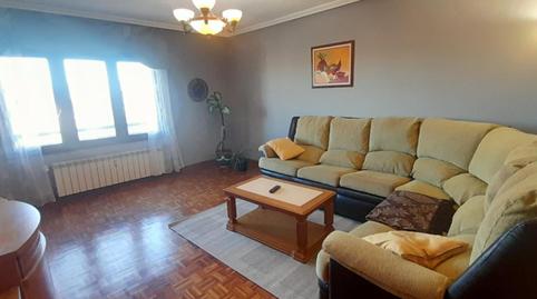 Flat to rent in Avenida de la Constitución, 83, Pumarín, Asturias - image 2 Photo 2 of Flat to rent in Avenida de la Constitución, 83, Pumarín, Asturias