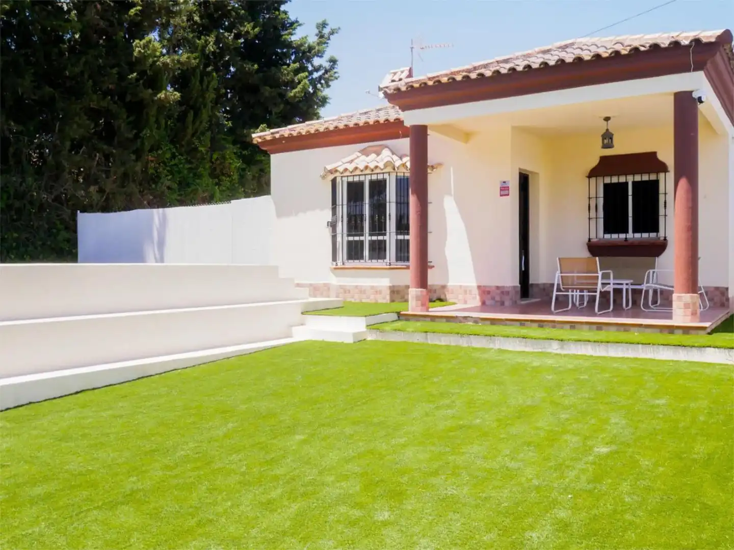 Garden of Houses for sale in Chiclana de la Frontera  with Air Conditioner, Private garden and Storage room