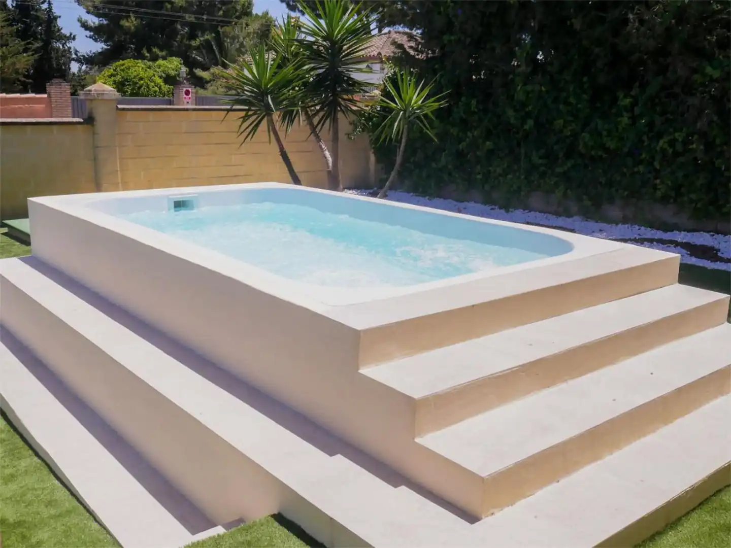 Swimming pool of Houses for sale in Chiclana de la Frontera  with Air Conditioner, Private garden and Storage room