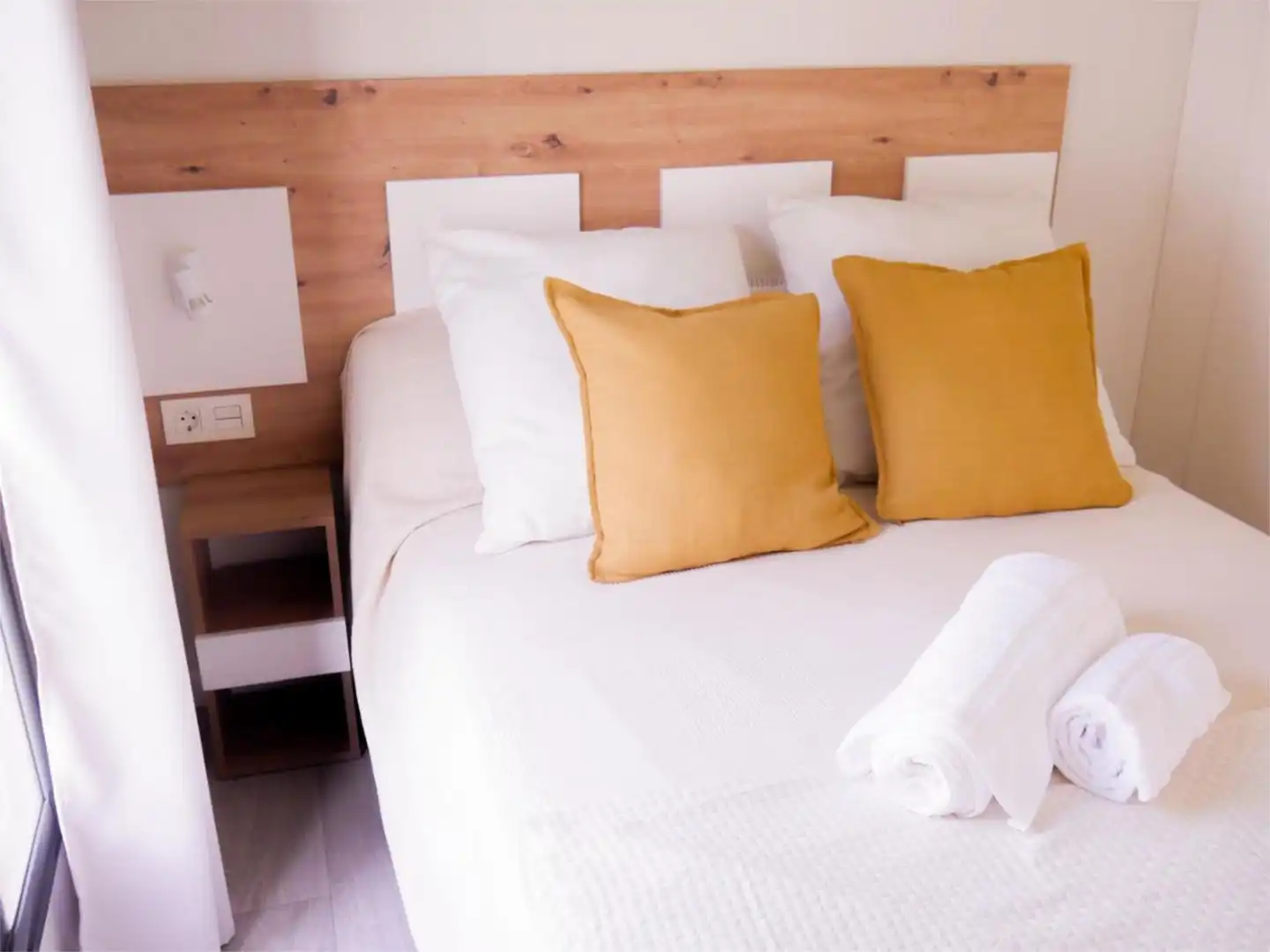 Bedroom of Houses for sale in Chiclana de la Frontera  with Air Conditioner, Private garden and Storage room