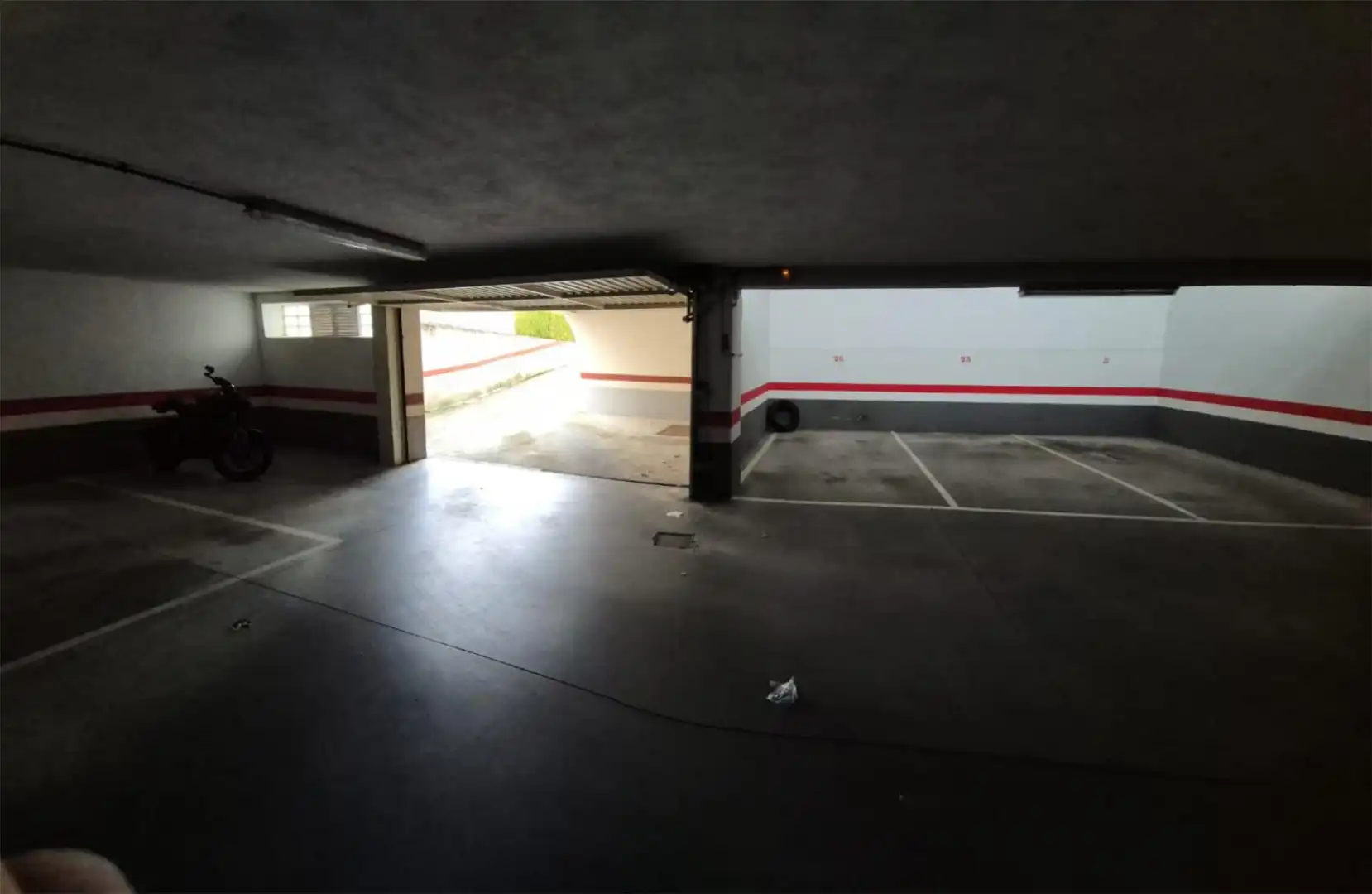 Parking de Piso en venta en Lugo con Terraza y Balcón