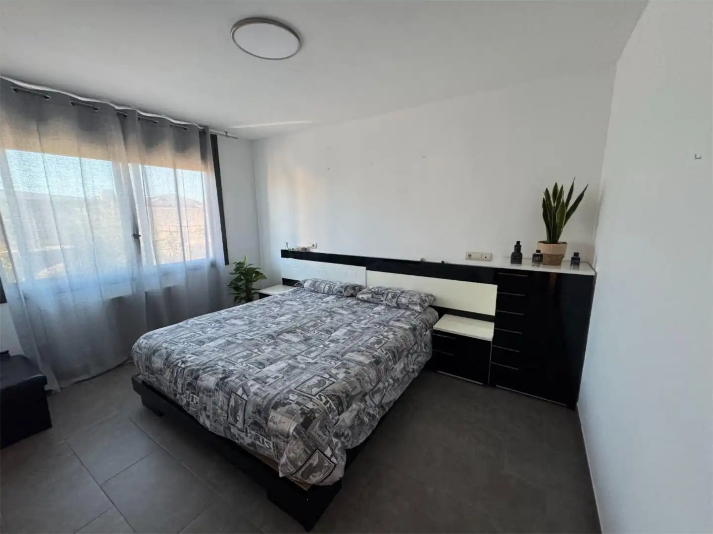 Casa o xalet en venda a Ponent Dormitori de Casa o xalet en venda en Reus amb Aire condicionat, Terrassa i Piscina