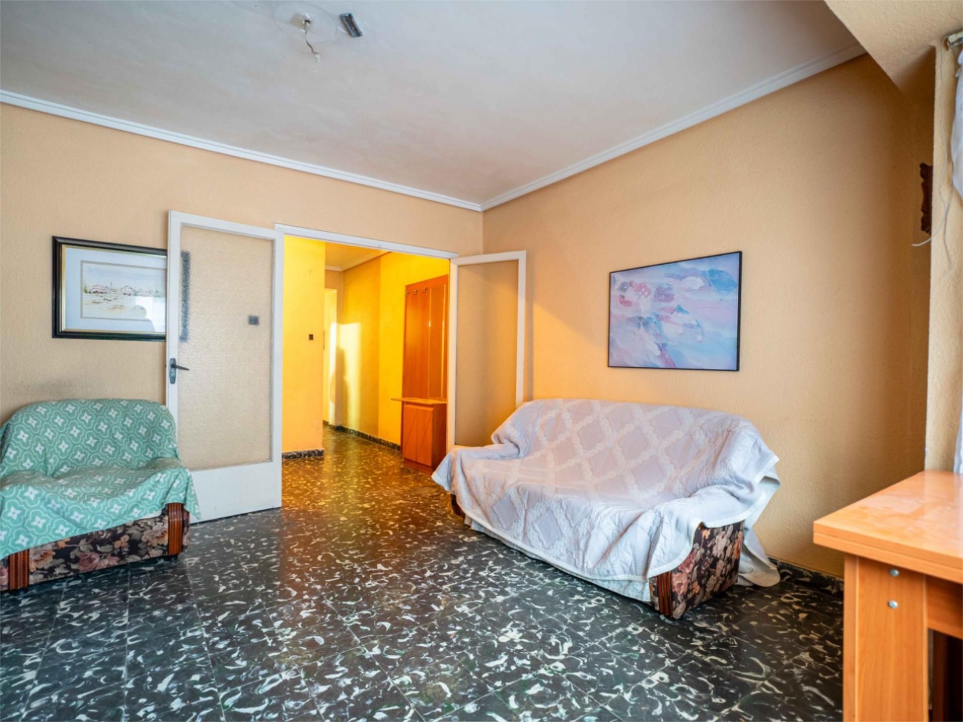 Habitación de Piso en venta en Castellón de la Plana / Castelló de la Plana con Aire acondicionado