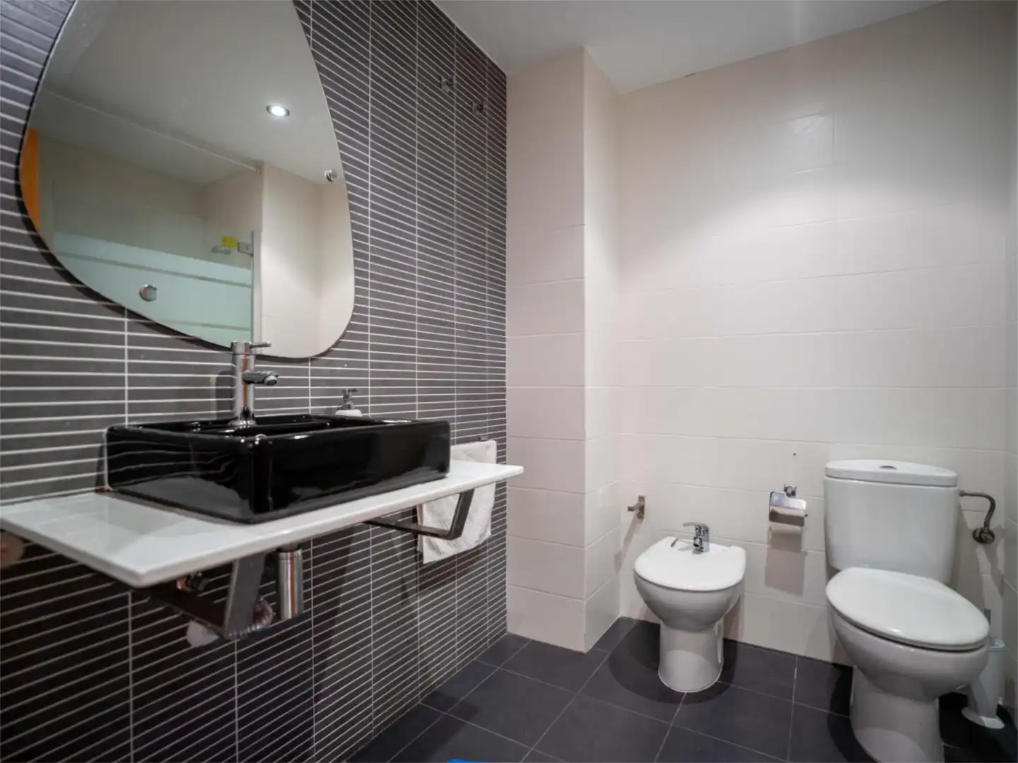 Flat for sale in Carrer de Botànic Cavanilles, 20, Estación - Universidad Bathroom of Flat for sale in Castellón de la Plana / Castelló de la Plana with Air Conditioner, Heating and Terrace
