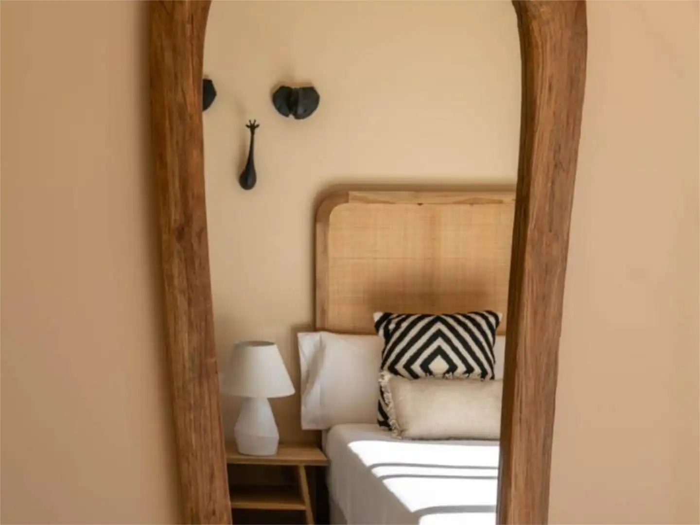 Apartamento de alquiler en Calle Moncayo, 20, Pinar del Advocat - Cometa Habitación de Apartamento de alquiler en Moraira con Aire acondicionado, Calefacción y Jardín privado