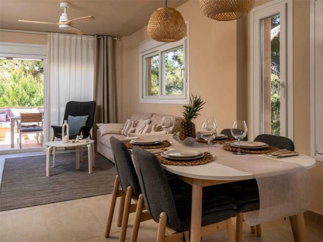 Apartamento en Alquiler en Calle Moncayo, 20 en Pinar del Advocat - Cometa