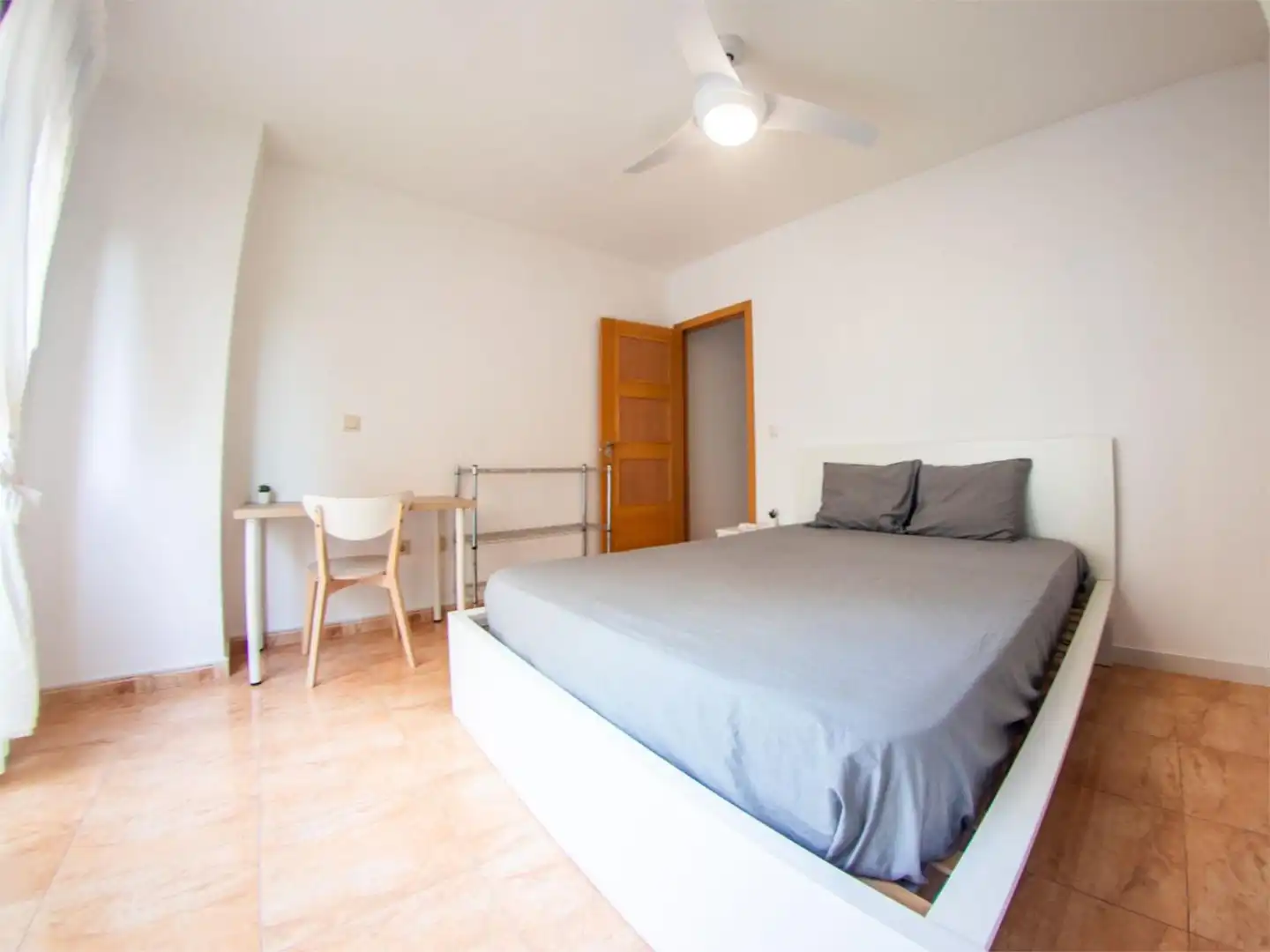 Bedroom of Flat for share in Murcia
