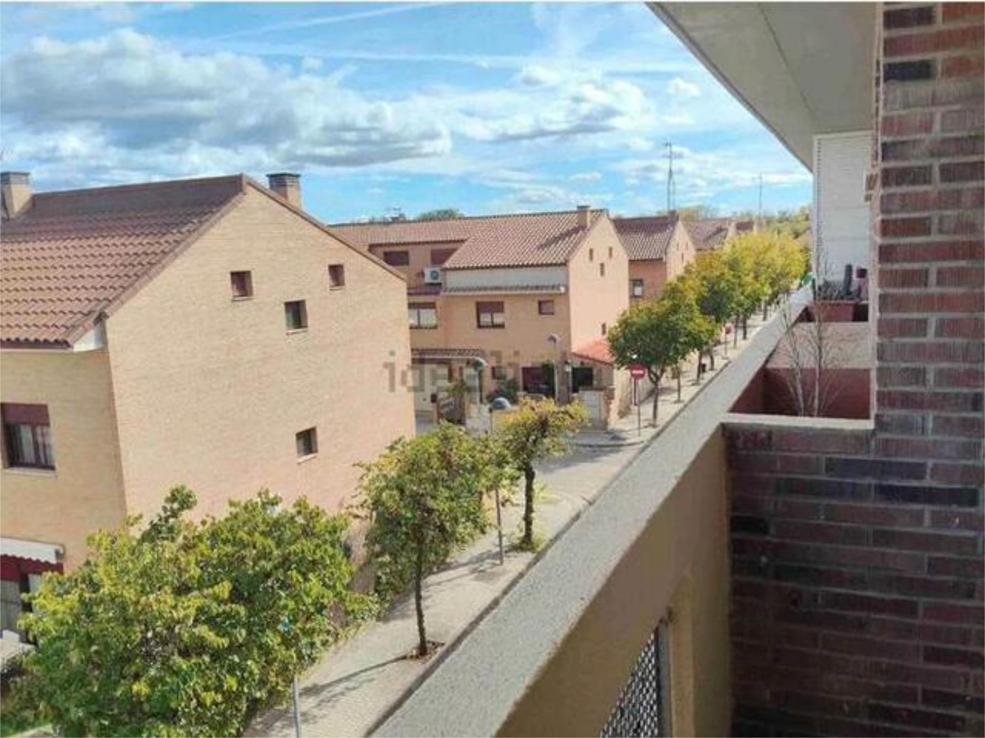 Casa adosada en venda a Zuera Vista exterior de Casa adosada en venda en Zuera amb Terrassa
