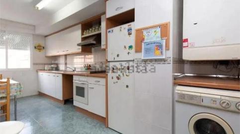 Casa adosada en venta en Zuera, Zaragoza - imagen 2 Foto 2 de Casa adosada en venta en Zuera, Zaragoza