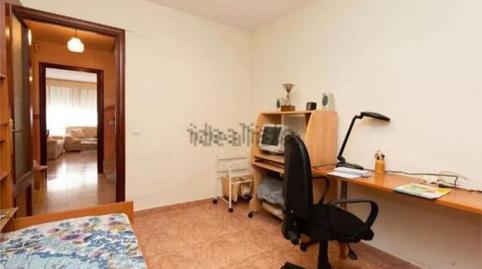 Casa adosada en venta en Zuera, Zaragoza - imagen 4 Foto 4 de Casa adosada en venta en Zuera, Zaragoza