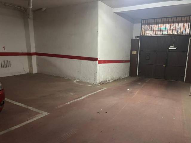 Garaje en Venta en Calle Francisco Rizi, 1 en Miralvalle - Av. Virgen del Puerto - La Data
