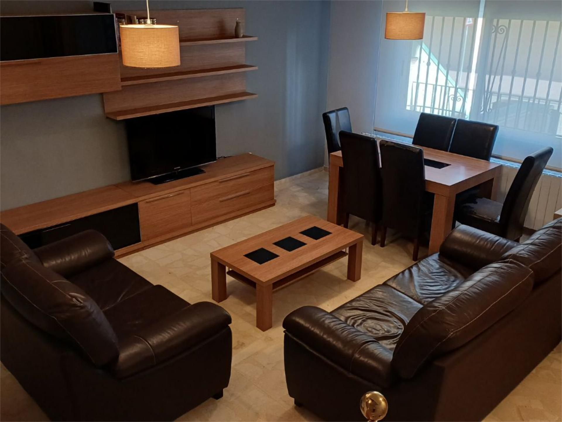 Living room of Single-family semi-detached to rent in Utiel