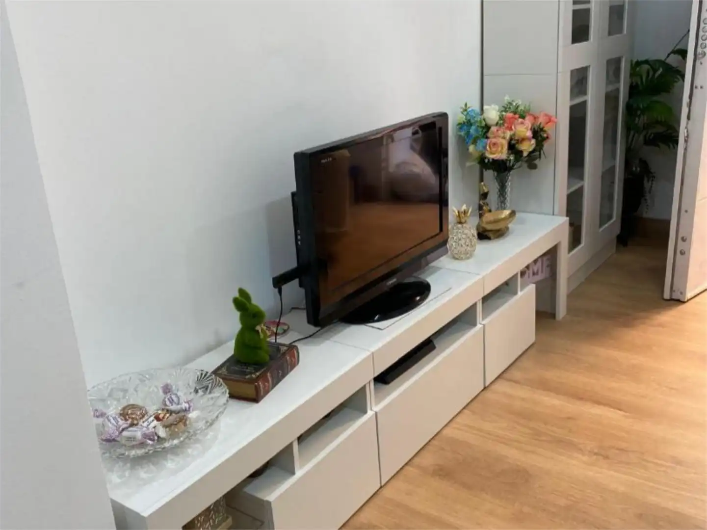 Apartamento en venta en Calle Carmen de Icaza, Barrio de Zaidín Sala de estar de Apartamento en venta en Granada con Aire acondicionado y Amueblado