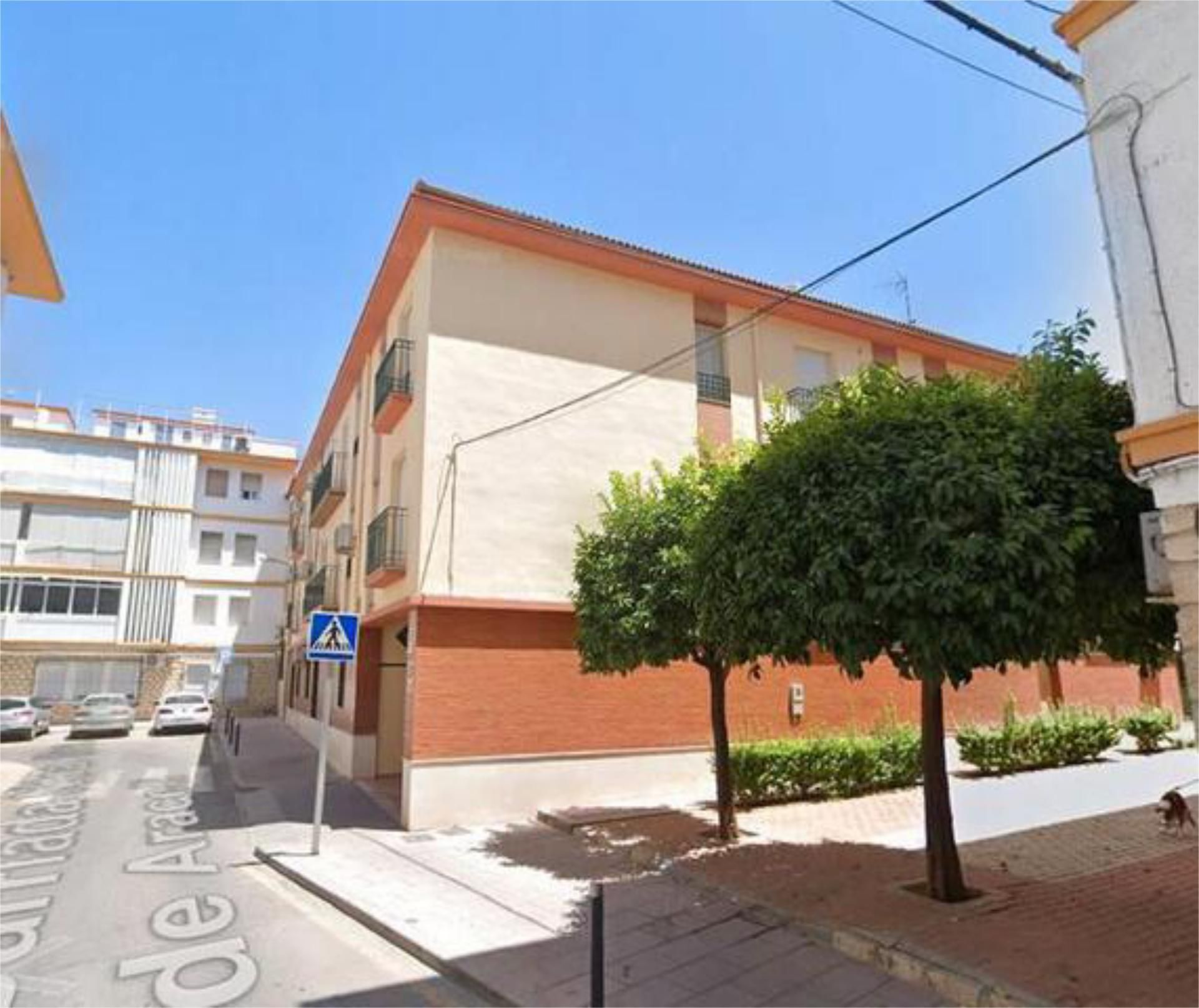 Vista exterior de Garatge de lloguer en Lucena