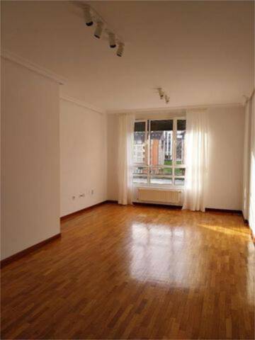 Piso en Alquiler en Fozaneldi - Tenderina