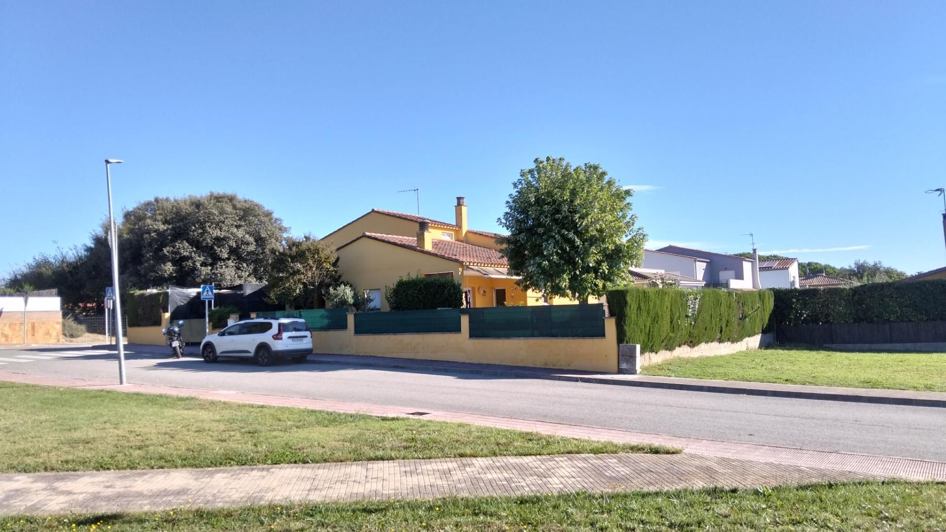 Casa o xalet en venda a Plaça Poligono Central, 16, Riudellots de la Selva Vista exterior de Casa o xalet en venda en Riudellots de la Selva amb Terrassa