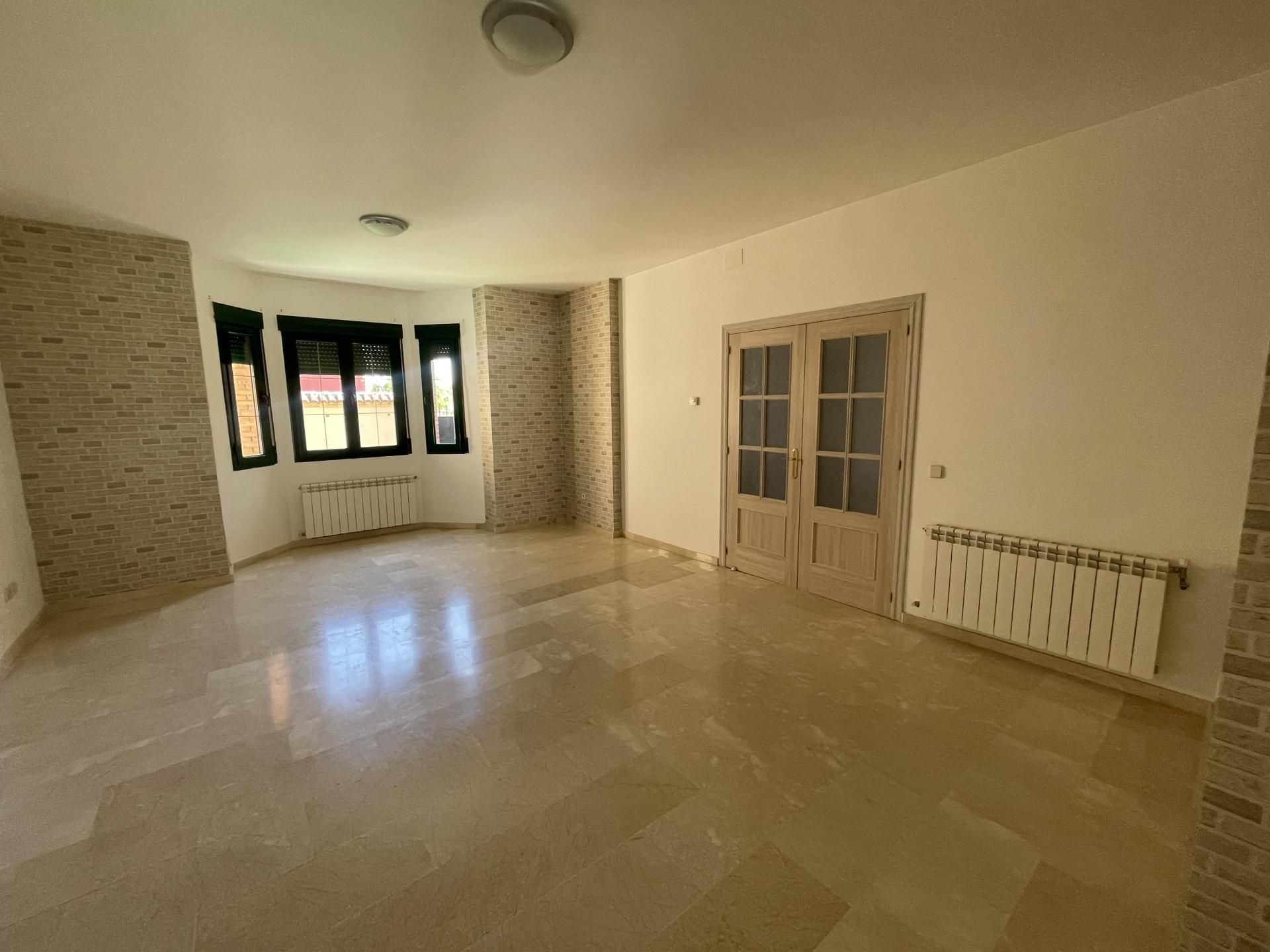 Casa o xalet en venda a Calle José Antonio, 55, Santo Domingo-Caudilla Casa o xalet en venda en Santo Domingo-Caudilla amb Calefacció, Jardí privat i Terrassa