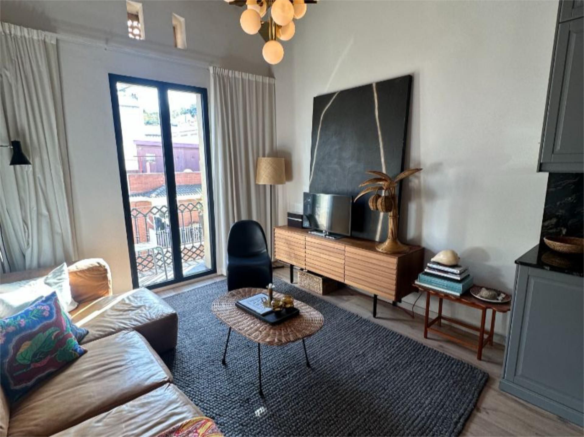 Sala d'estar de Pis en venda en  Barcelona Capital amb Aire condicionat i Terrassa